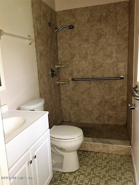 7867 Old Kings Road South Jacksonville, FL 32217 - Photo 6 of 14 Master Bathroom