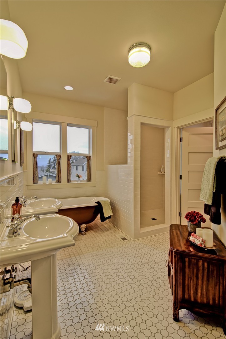 706 North 30th Street Renton, WA 98056 - Photo 16 of 25