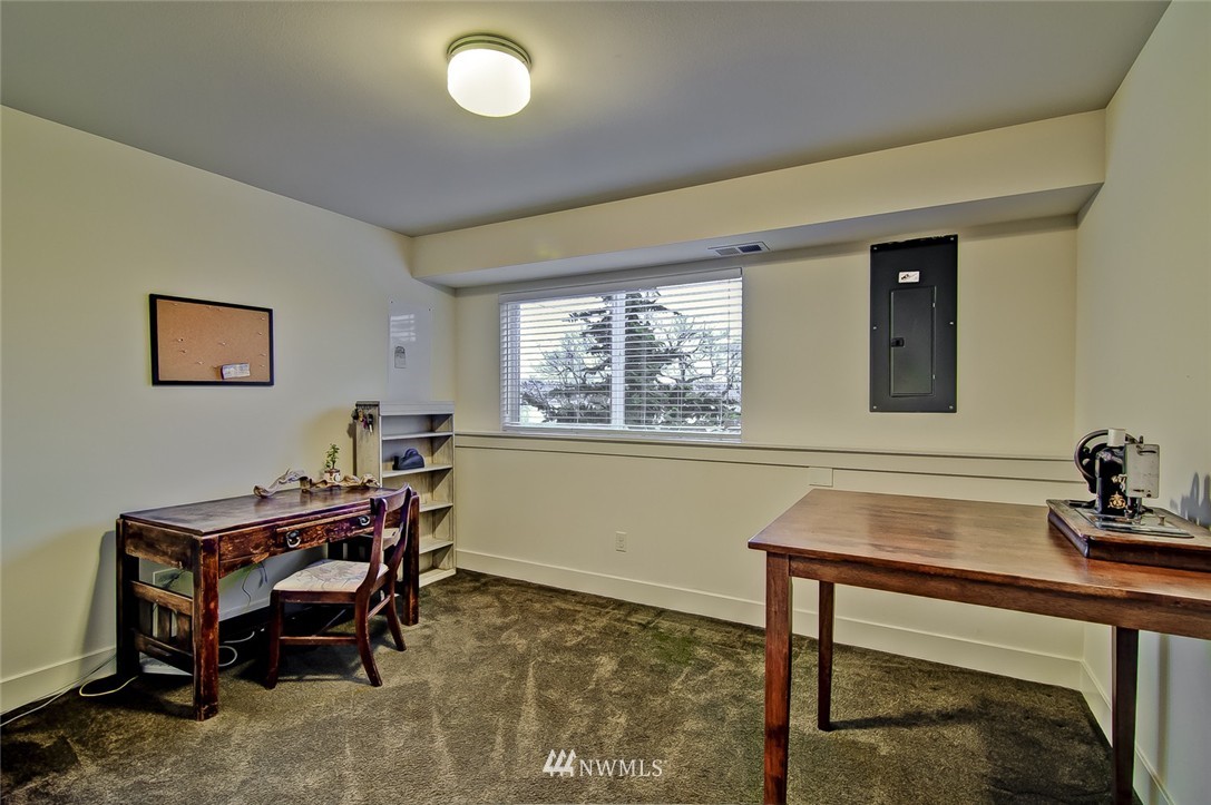 706 North 30th Street Renton, WA 98056 - Photo 21 of 25