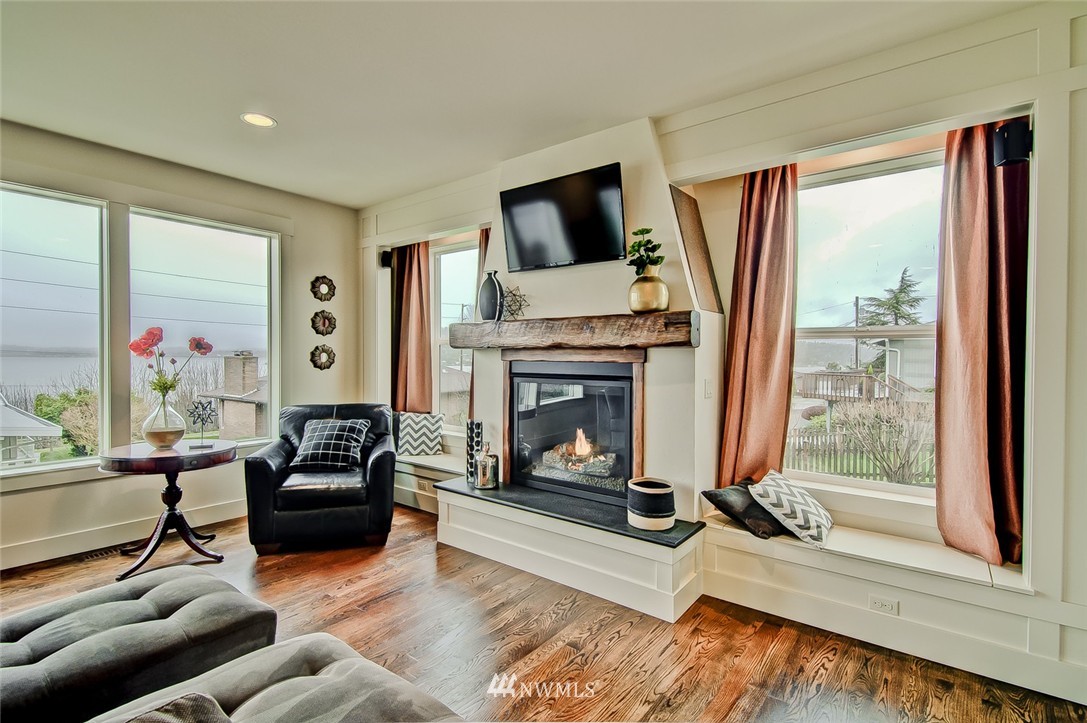 706 North 30th Street Renton, WA 98056 - Photo 8 of 25