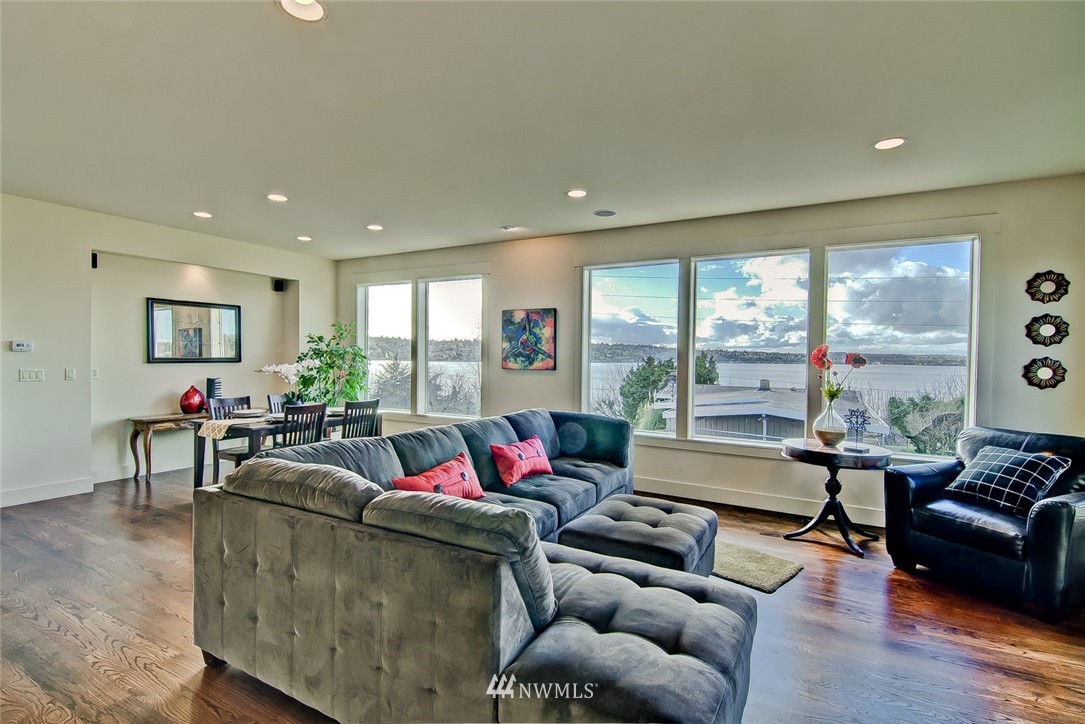 706 North 30th Street Renton, WA 98056 - Photo 9 of 25