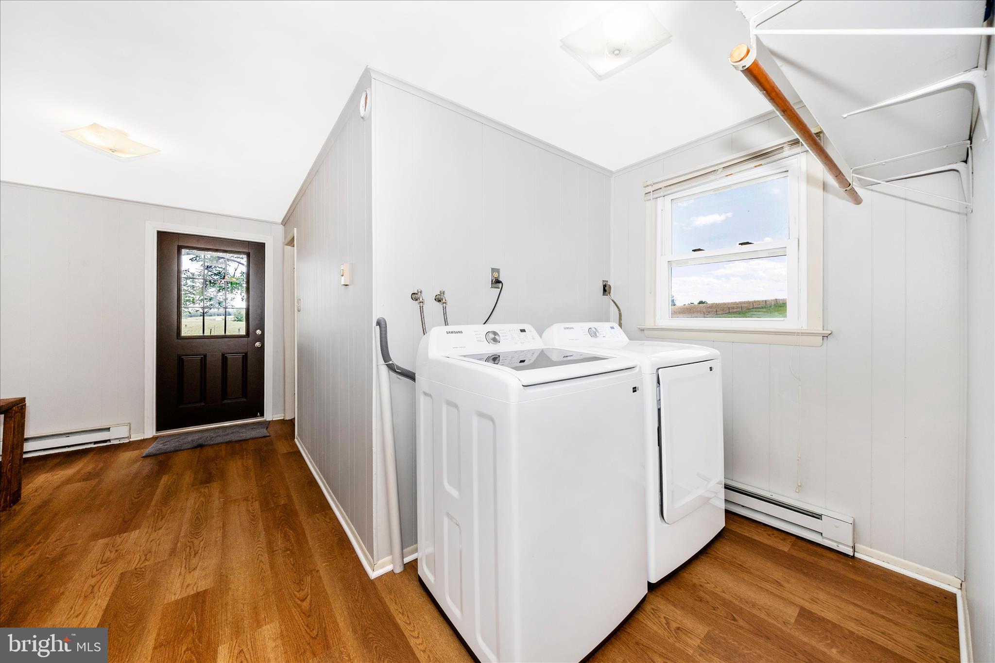 4739 Elmer Derr Road Frederick, MD 21703 - Photo 82 of 97 4739-B Laundry area