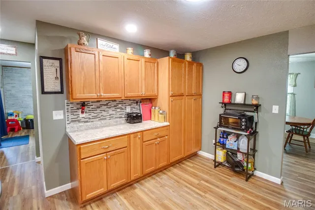 $240,000 | 109 Hawbrook Place, Jerseyville, IL 62052