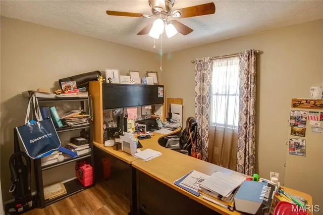 $240,000 | 109 Hawbrook Place, Jerseyville, IL 62052