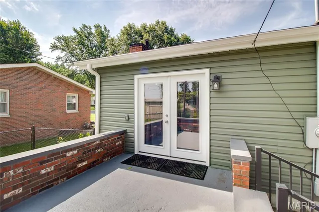 $240,000 | 109 Hawbrook Place, Jerseyville, IL 62052