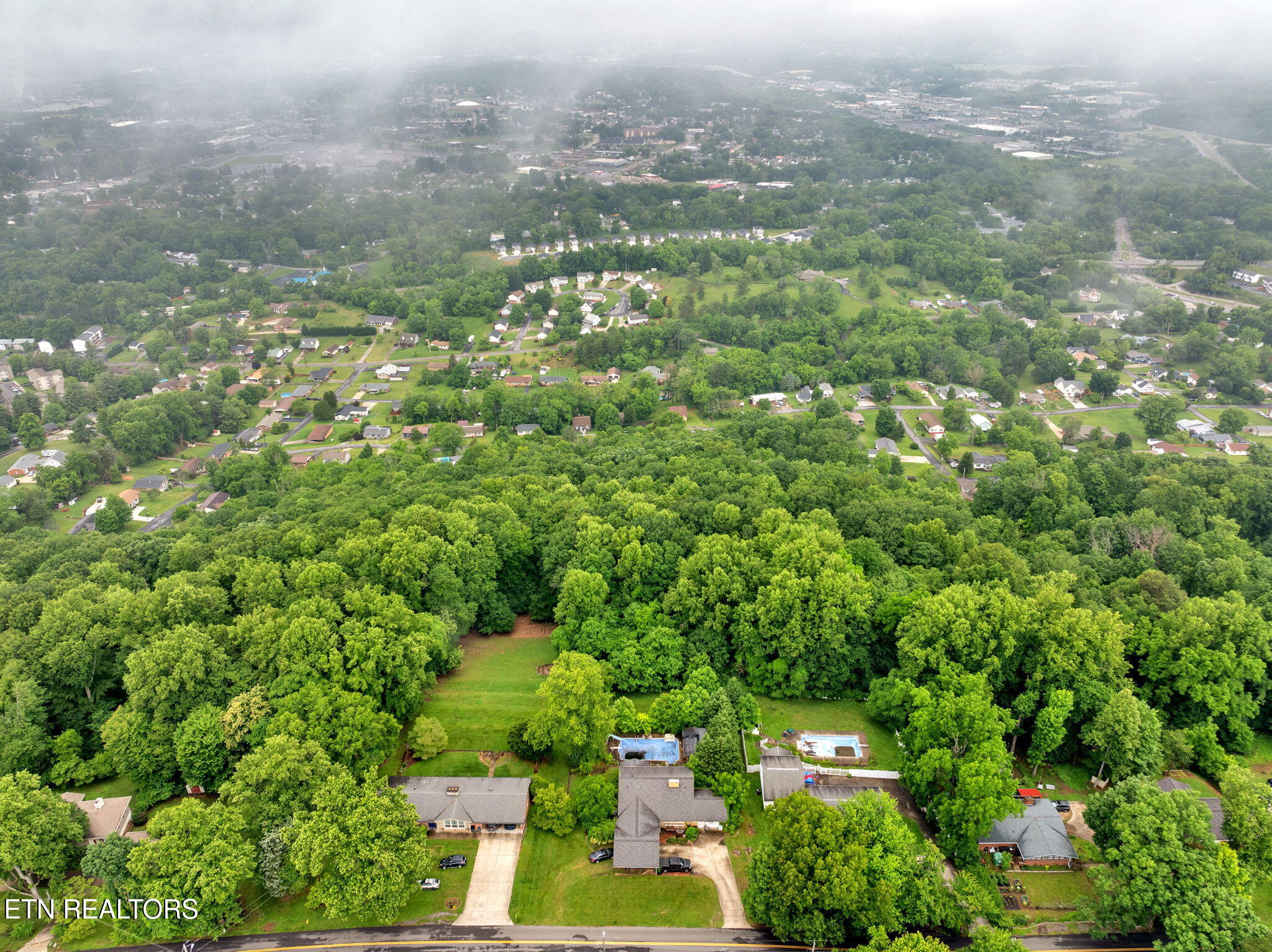 1684 Ridgeway Drive Kingsport, TN 37664 - Photo 9 of 23 Drone Photo