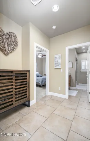 a view of a livingroom with a space