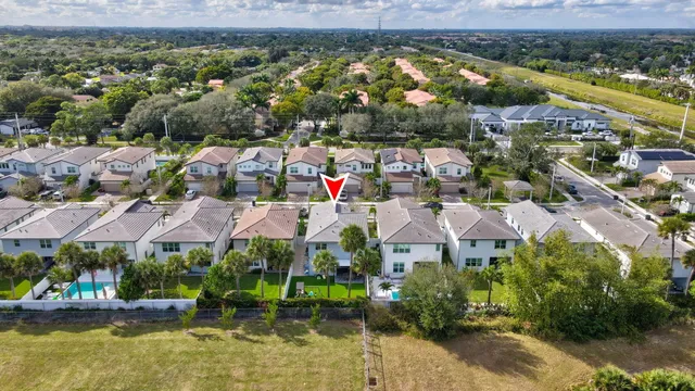 $865,000 | 1595 Verawood Lane, Delray Beach, FL 33445