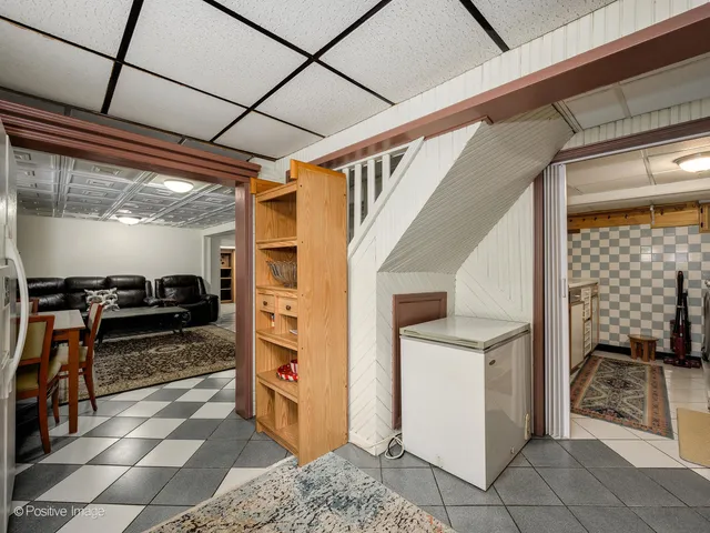 $499,900 | 6057 West Melrose Street, Chicago, IL 60634