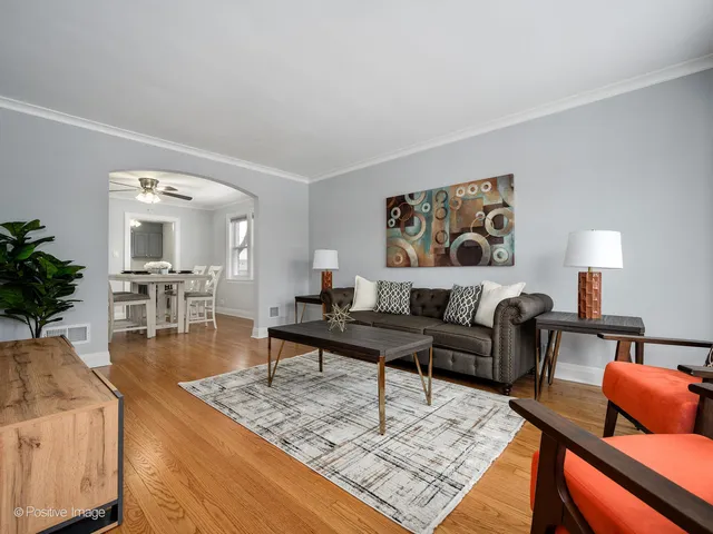 $499,900 | 6057 West Melrose Street, Chicago, IL 60634