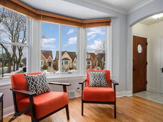 $499,900 | 6057 West Melrose Street, Chicago, IL 60634