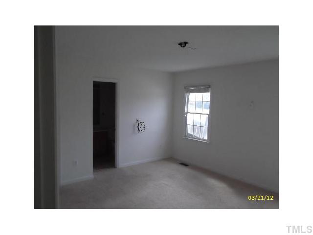 602 Quest Ridge Drive Fuquay-Varina, NC 27526 - Photo 7 of 8