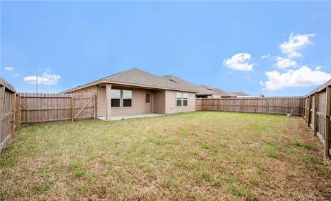 $329,900 | 1342 Alexandra Pk Lane, Corpus Christi, TX 78415