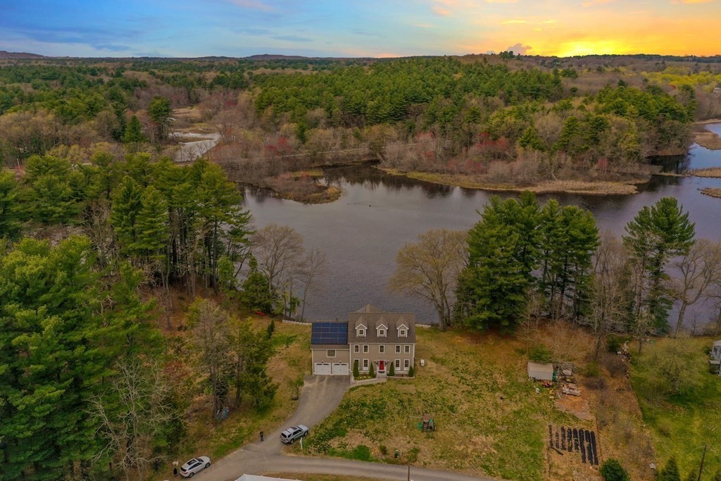 11 R Lowell Junction Road Andover, MA 01810 - Photo 2 of 40 Gallery Image 2