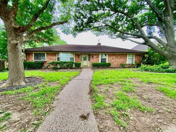 $3,095 | 223 Woodcrest Drive, Richardson, TX 75080