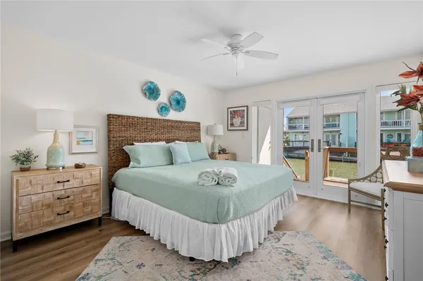 $415,000 | 905 Sandollar Street, Unit 905, Rockport, TX 78382