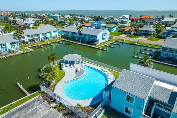$415,000 | 905 Sandollar Street, Unit 905, Rockport, TX 78382