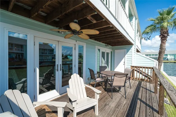 $415,000 | 905 Sandollar Street, Unit 905, Rockport, TX 78382