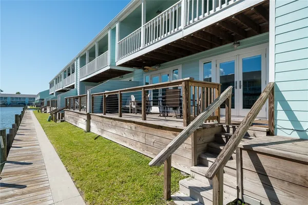 $415,000 | 905 Sandollar Street, Unit 905, Rockport, TX 78382