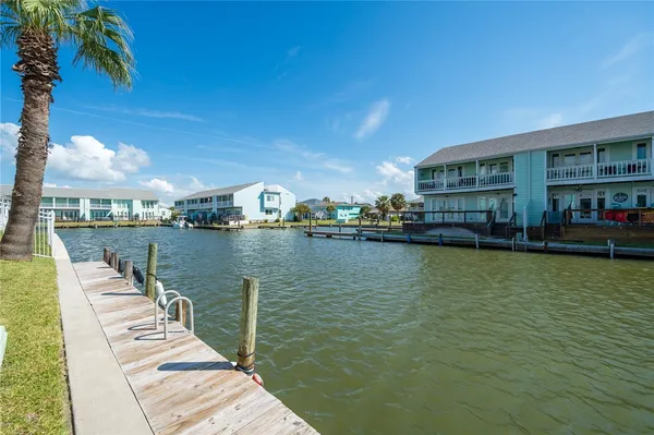 $415,000 | 905 Sandollar Street, Unit 905, Rockport, TX 78382