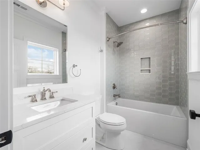 $1,700,000 | 1651 Hollow Tree Drive, Pittsburgh, PA 15241