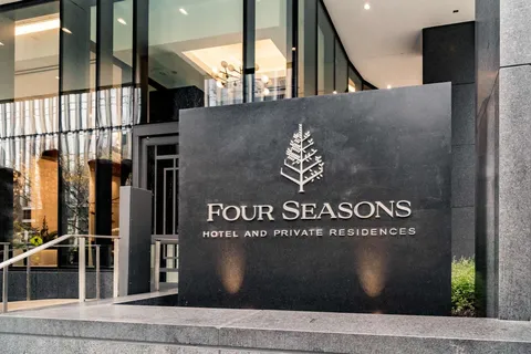 $2,800,000 | 160 2nd Avenue South, Unit 1902, Nashville, TN 37201