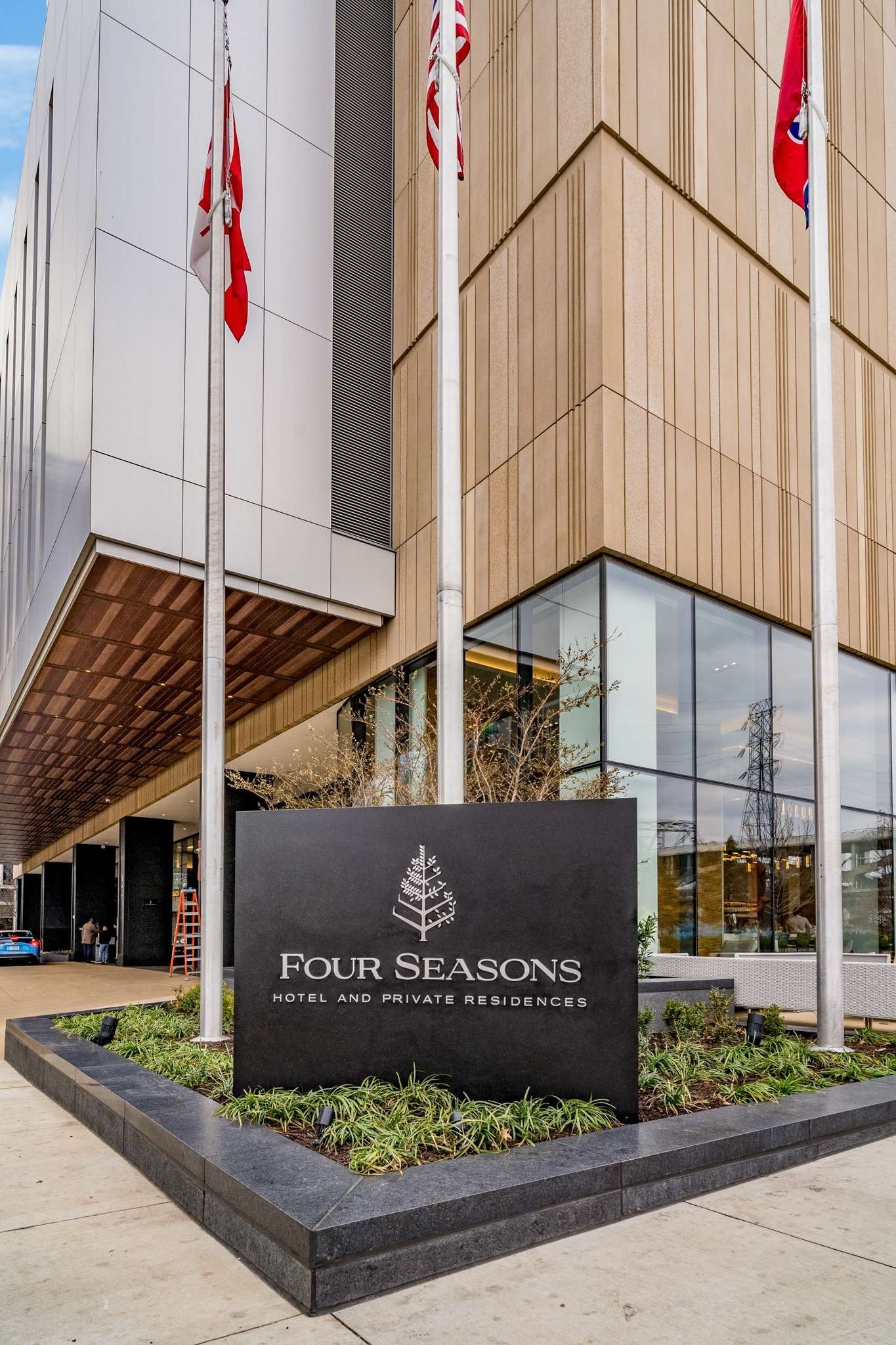 160 2nd Avenue South, Unit 1902 Nashville, TN 37201 - Photo 38 of 40 a street sign on a street sign