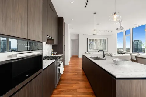 $2,800,000 | 160 2nd Avenue South, Unit 1902, Nashville, TN 37201