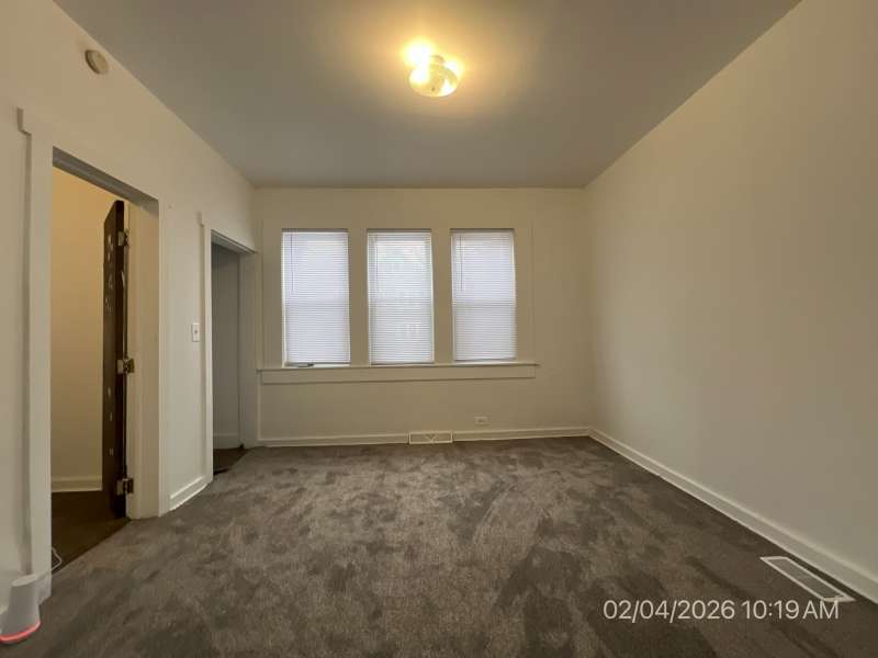 5020 South May Street Chicago, IL 60609 - Photo 4 of 18