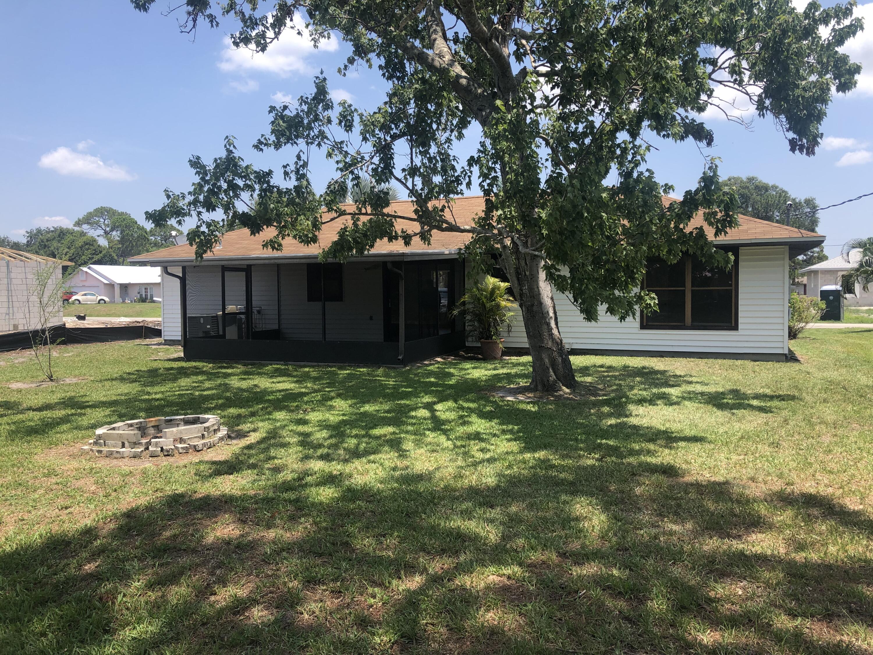 6505 Bayard Road Fort Pierce, FL 34951 - Photo 21 of 26 Backyard