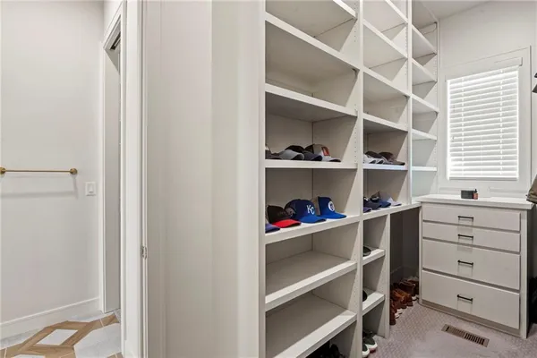$1,399,900 | 16704 Earnshaw Street, Overland Park, KS 66221