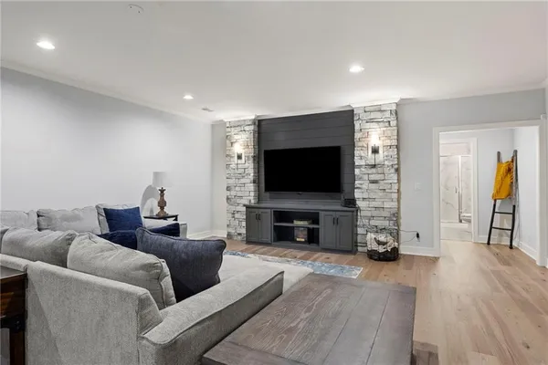 $1,399,900 | 16704 Earnshaw Street, Overland Park, KS 66221