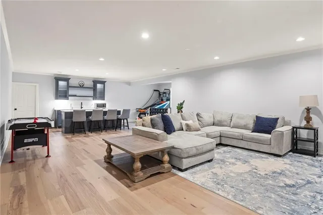 $1,475,000 | 16704 Earnshaw Street, Overland Park, KS 66221