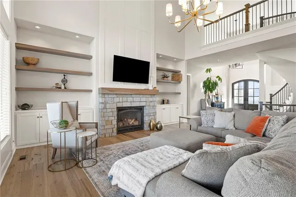 $1,399,900 | 16704 Earnshaw Street, Overland Park, KS 66221