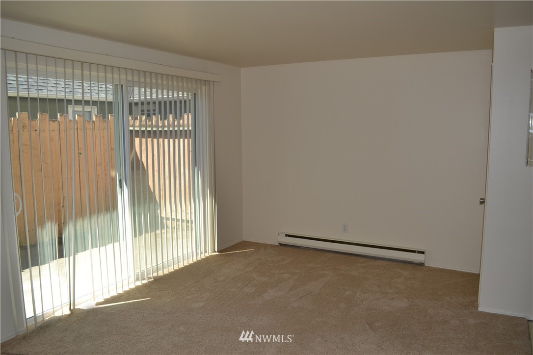 606 Shattuck Avenue South Renton, WA 98057 - Photo 3 of 19 Gallery Image 3