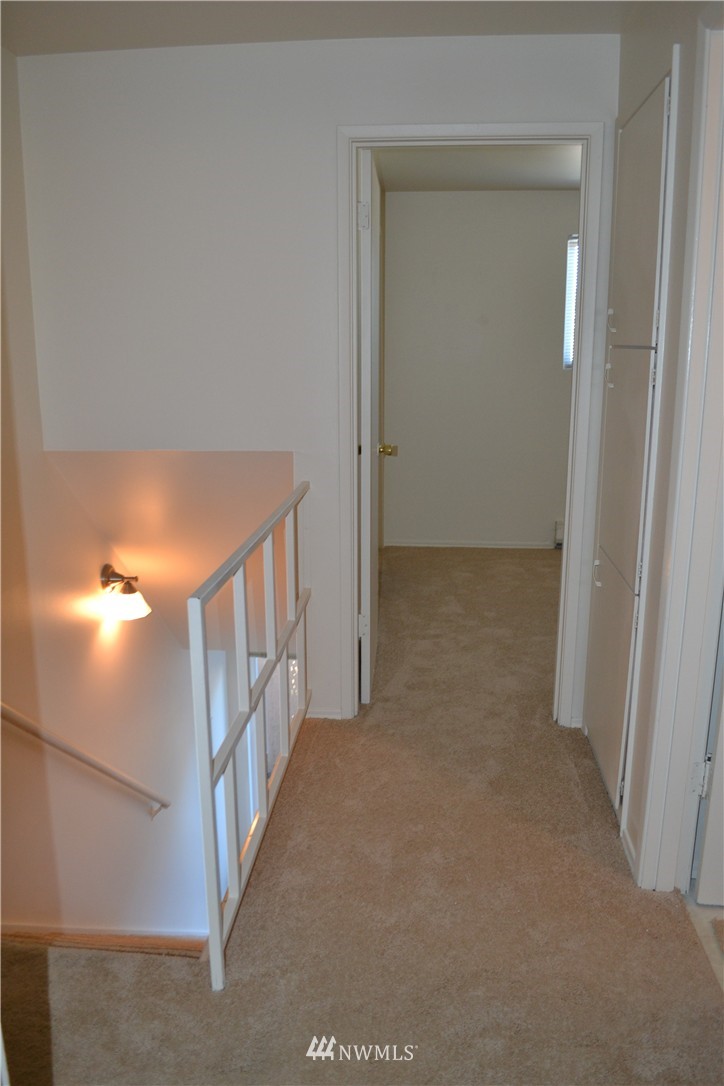 606 Shattuck Avenue South Renton, WA 98057 - Photo 9 of 19 Gallery Image 9