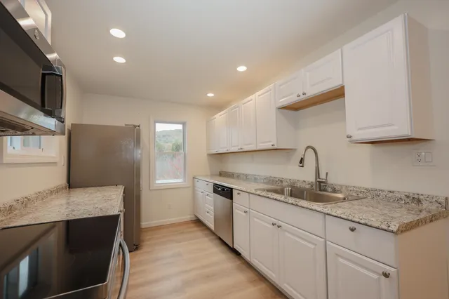 $369,000 | 1164 Main Street, Grafton, NH 03240