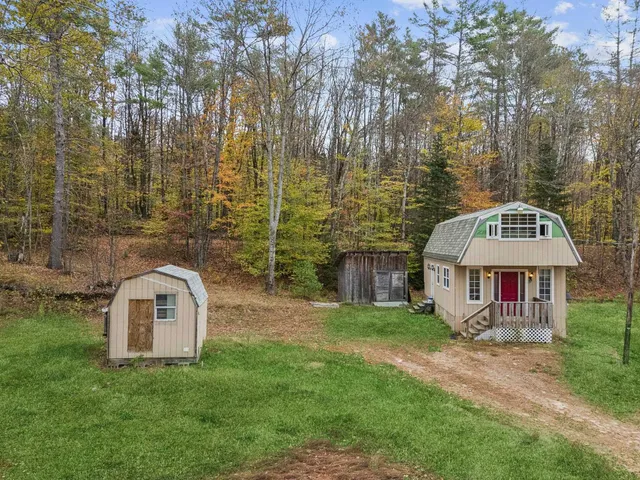 $369,000 | 1164 Main Street, Grafton, NH 03240