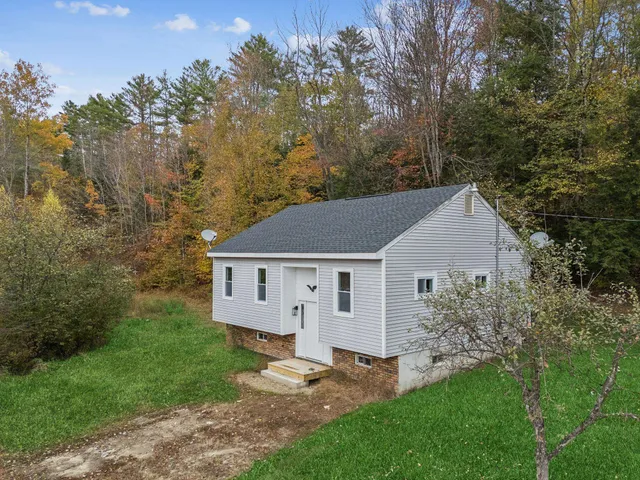 $369,000 | 1164 Main Street, Grafton, NH 03240