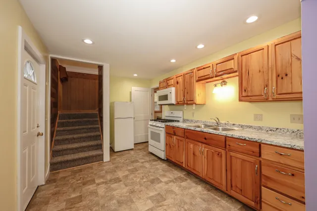 $369,000 | 1164 Main Street, Grafton, NH 03240