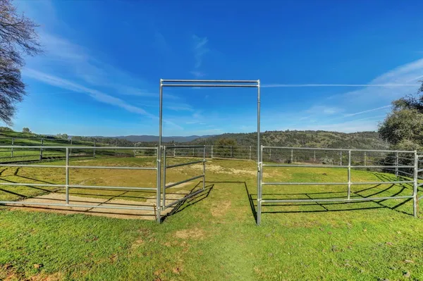 $895,000 | 10428 Riffle, Rough and Ready, CA 95975