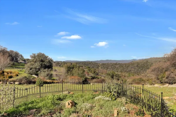 $895,000 | 10428 Riffle, Rough and Ready, CA 95975