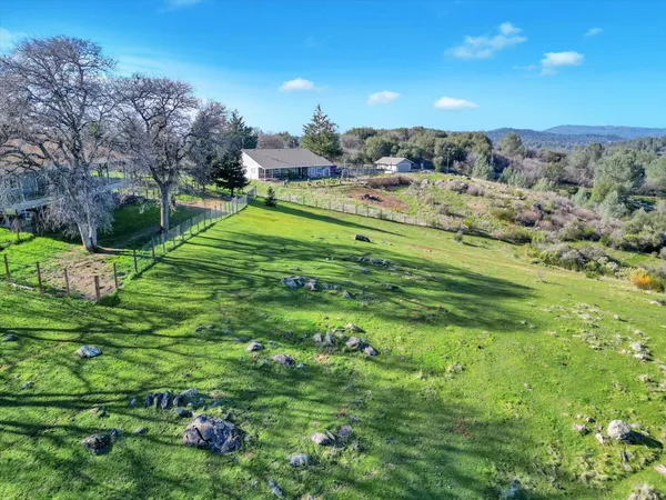 $895,000 | 10428 Riffle, Rough and Ready, CA 95975