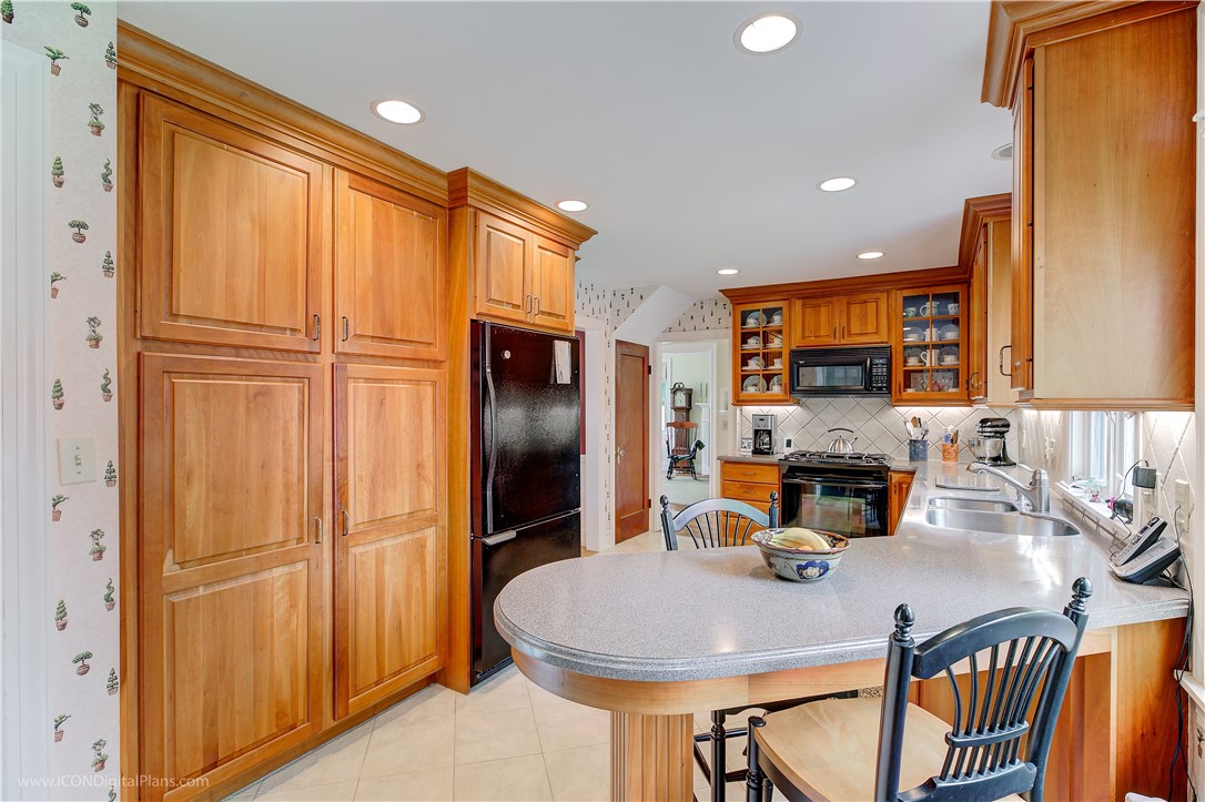 69 Washington Road Barrington, RI 02806 - Photo 17 of 45
