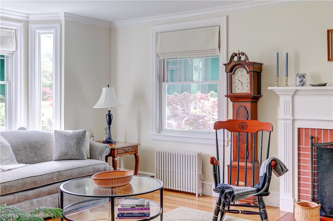 69 Washington Road Barrington, RI 02806 - Photo 10 of 45