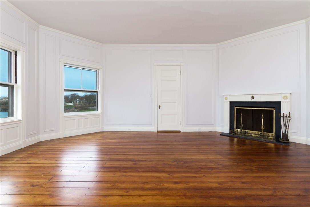 229 Ruggles Avenue Newport, RI 02840 - Photo 24 of 40 Second Level Bedroom with shared en-suite bathroom
