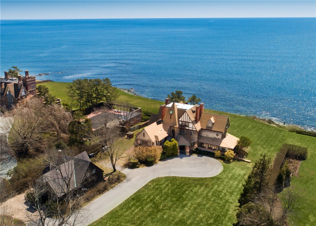 229 Ruggles Avenue Newport, RI 02840 - Photo 27 of 40 Midcliff Estate