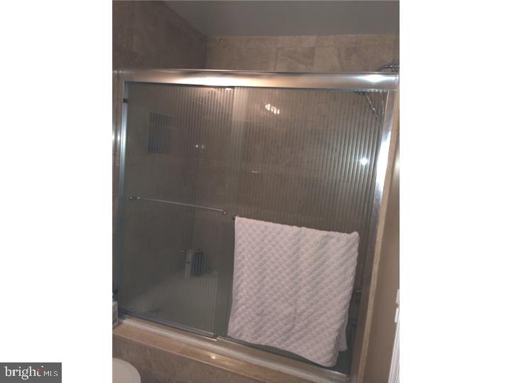 2405 Gramercy Way Mount Laurel, NJ 08054 - Photo 6 of 9