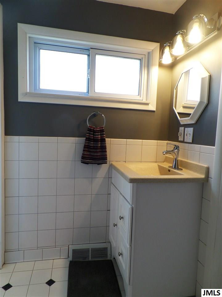 274 North Ridge Road Brooklyn, MI 49230 - Photo 17 of 33 Photo 17
