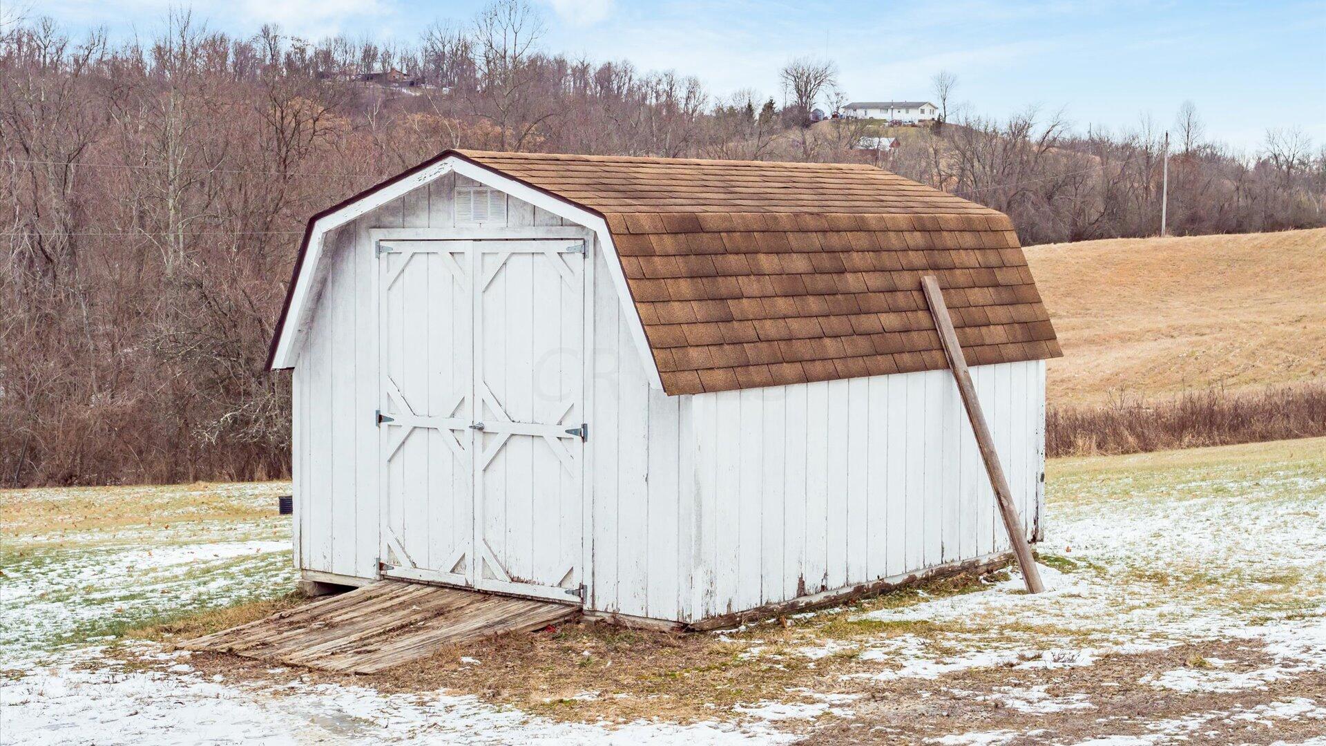 1055 West Union Road Norwich, OH 43767 - Photo 29 of 37 38-z 1055 W Union085
